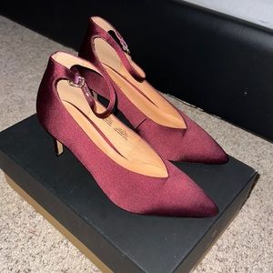 HALOGEN Azaela Ankle Strap Pump